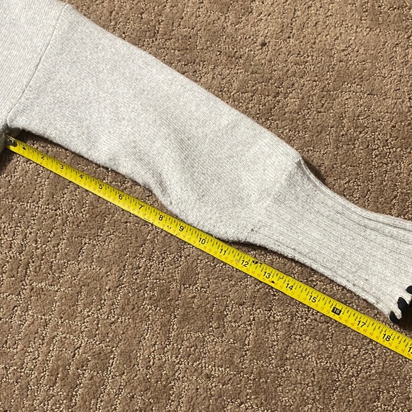 Chunky Viscose/Wool Blend Light Gray Turtleneck Cozy Knit Sweater - Picture 12 of 12